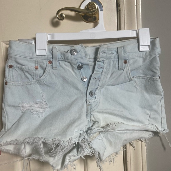 Levi’s denim jean shorts - Picture 1 of 1